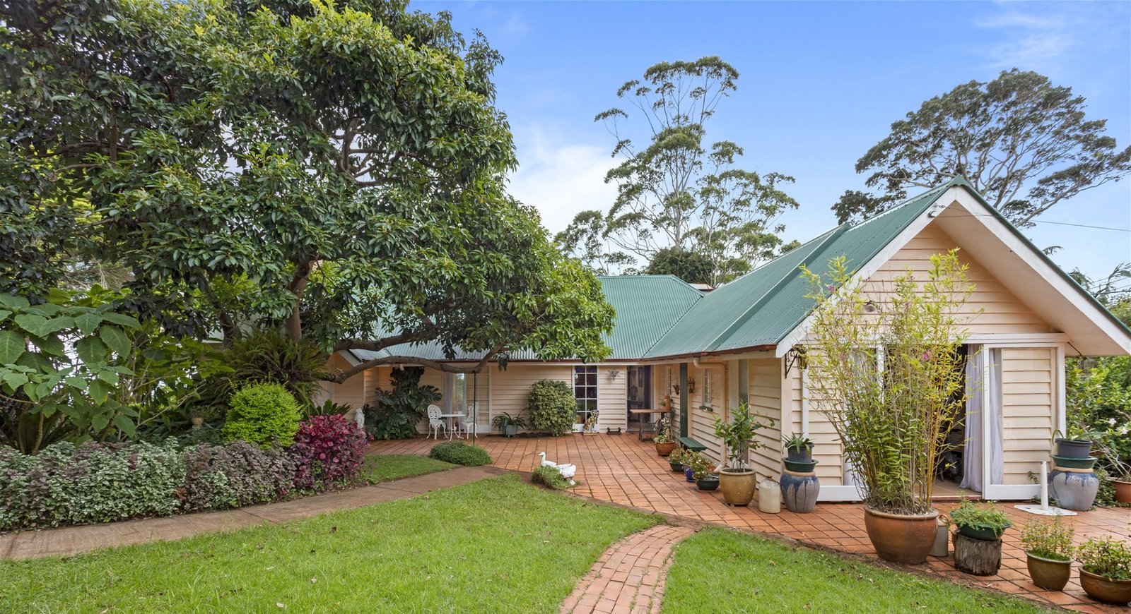 17-19 Cliff Way TAMBORINE MOUNTAIN QLD