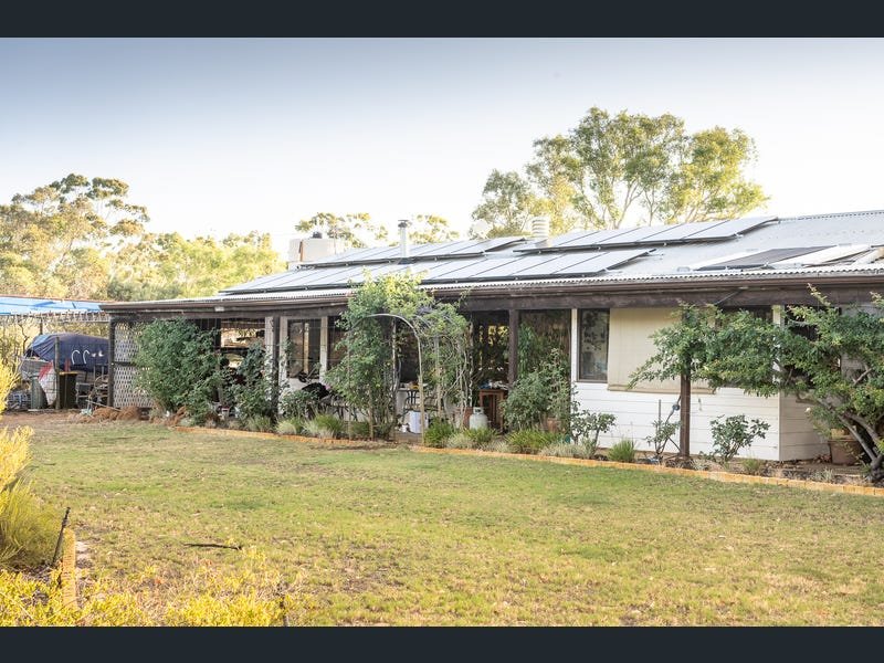 252 Ellenbrook Road, Bullsbrook, WA 6084