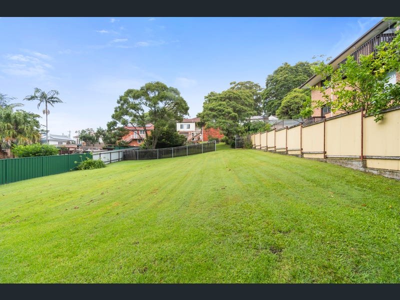 32 Hospital Road, Bulli, NSW 2516