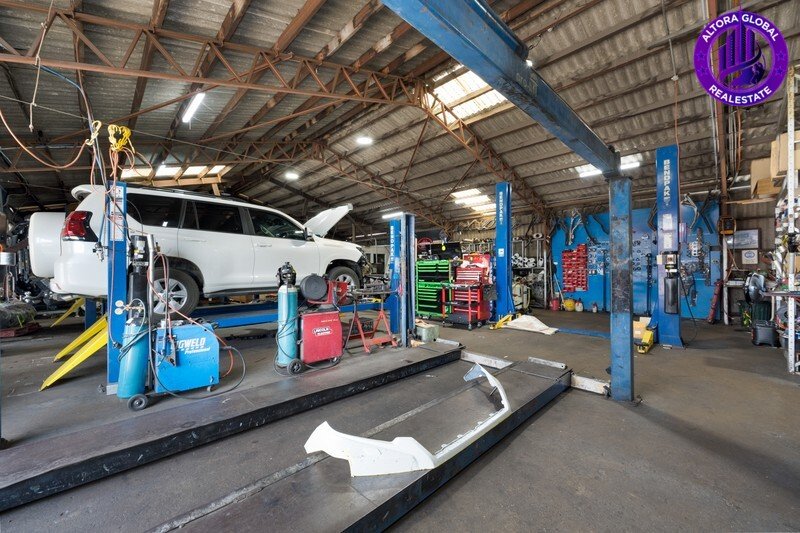 1 Keane Street, Currajong QLD 4812