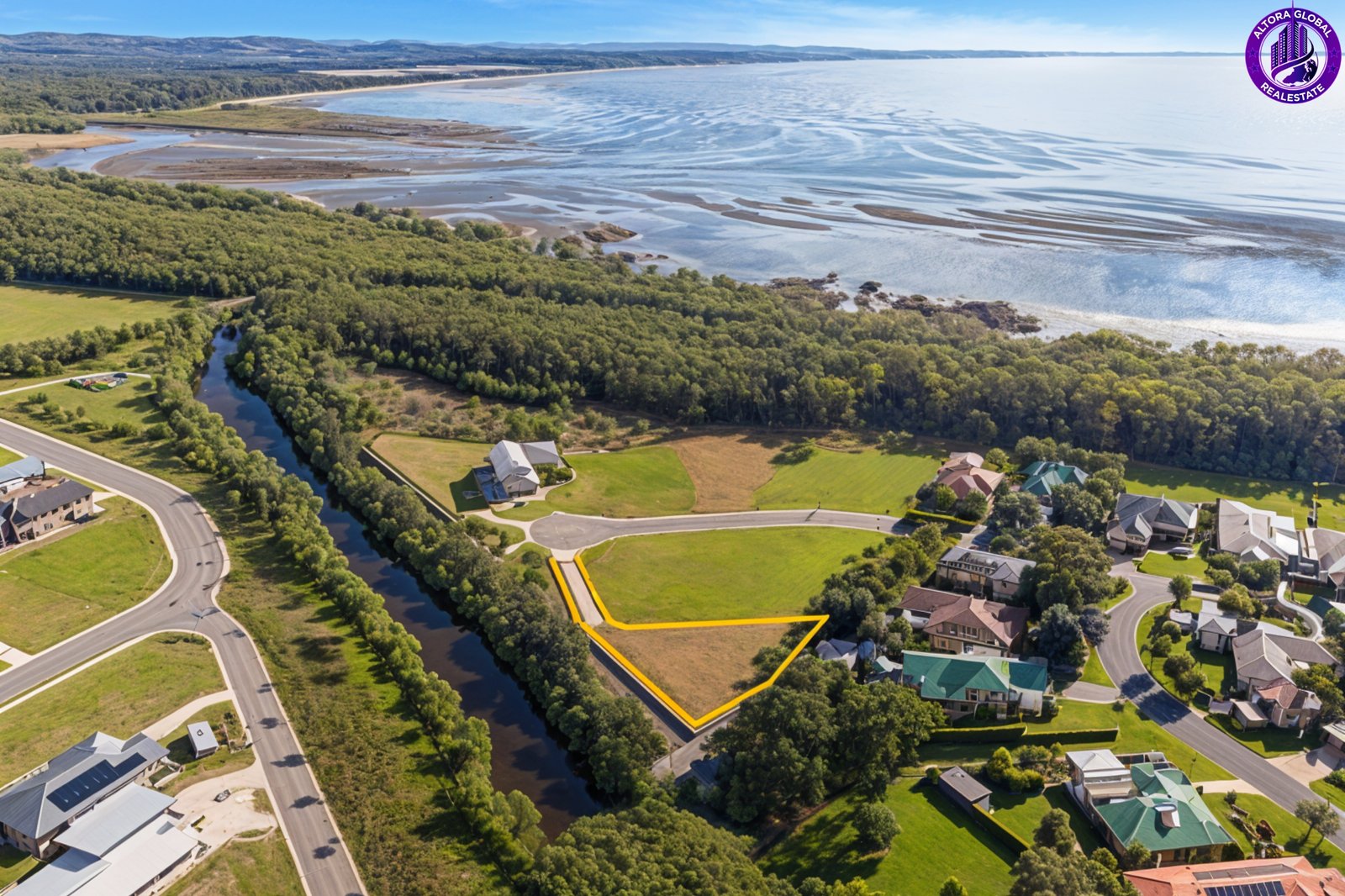 32 OCEANVIEW STREET, POINT VERNON QLD 4655
