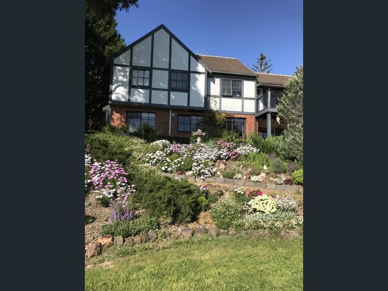 45 Connors Lane, Seville, Vic 3139