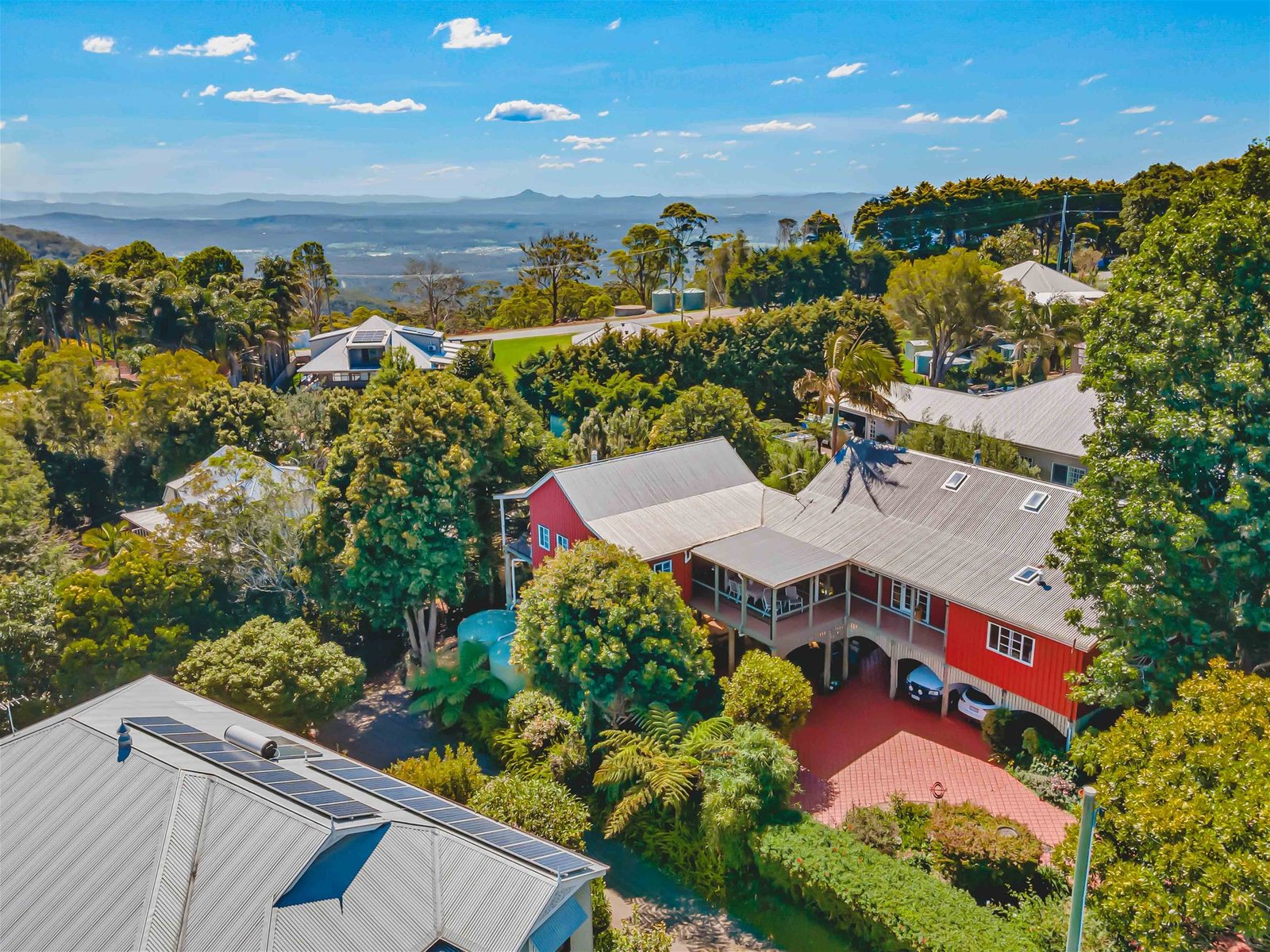 35 Paradise Drive TAMBORINE MOUNTAIN QLD