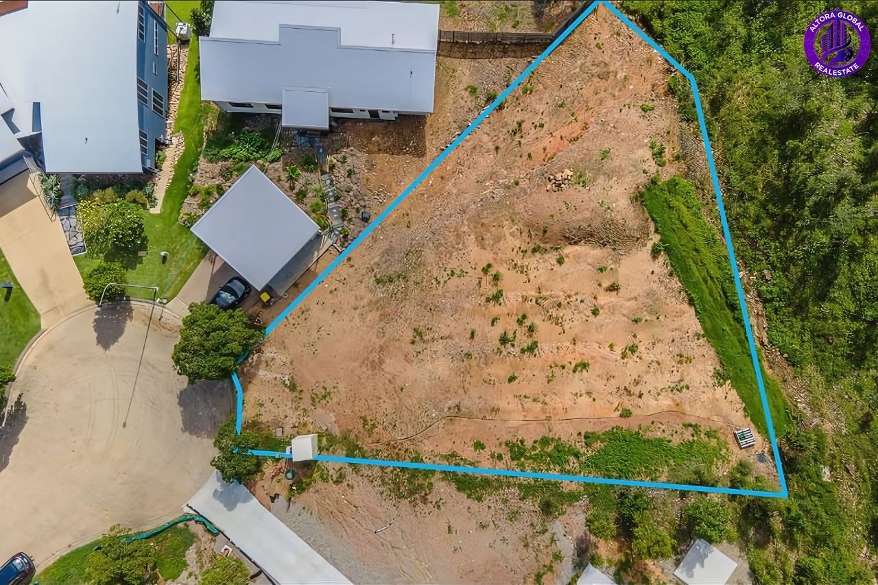 5 GEMMA COURT, BUSHLAND BEACH QLD 4818
