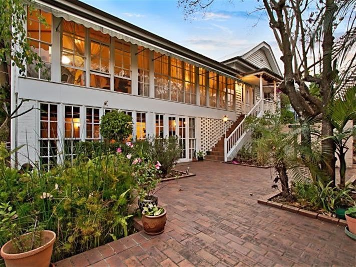 22 Glenny Street TOOWONG QLD