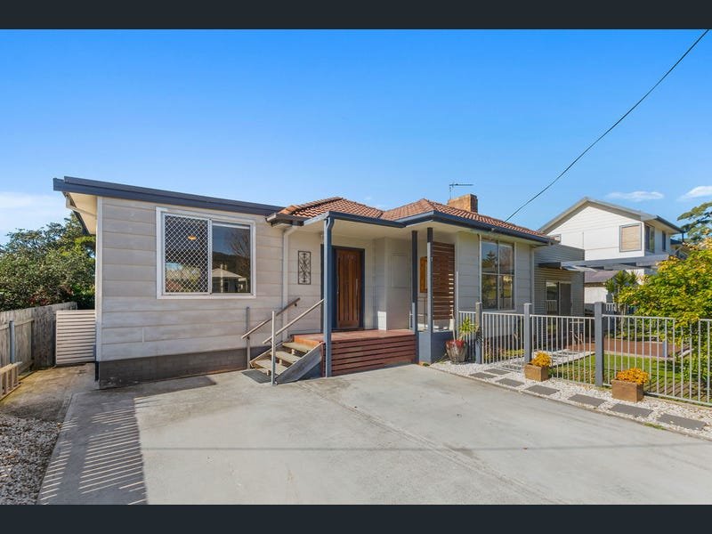 7 Collins Avenue, Woonona, NSW 2517